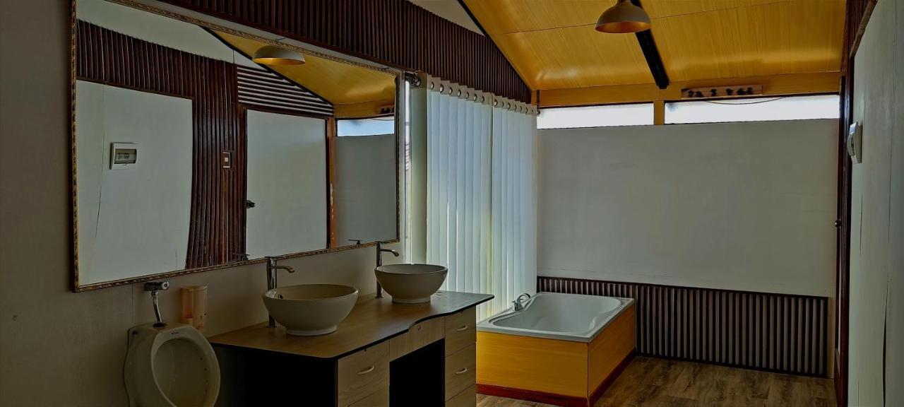 Uros Suma Jakana Lodge بونو المظهر الخارجي الصورة